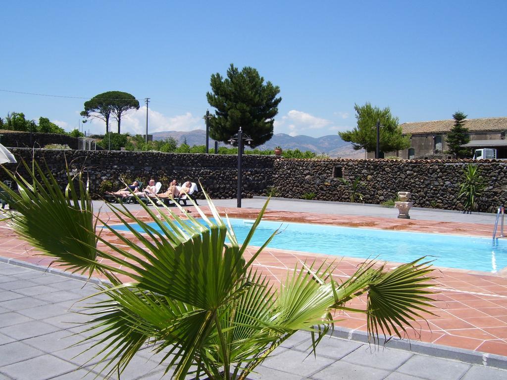 Passopisciaro Etna Wine Azienda Agrituristica מראה חיצוני תמונה