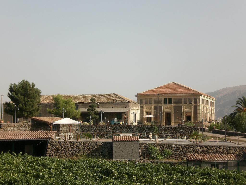 Passopisciaro Etna Wine Azienda Agrituristica מראה חיצוני תמונה