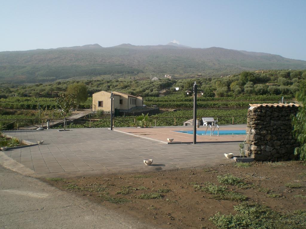 Passopisciaro Etna Wine Azienda Agrituristica מראה חיצוני תמונה