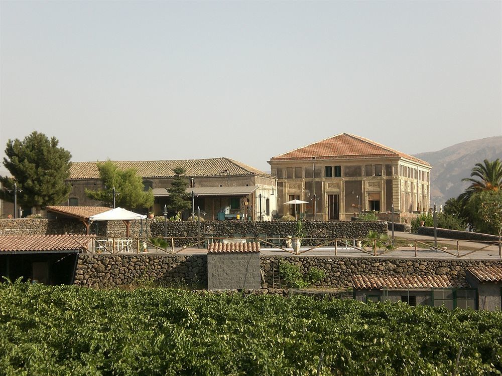Passopisciaro Etna Wine Azienda Agrituristica מראה חיצוני תמונה