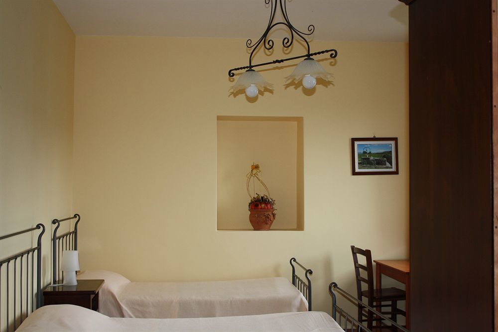 Passopisciaro Etna Wine Azienda Agrituristica מראה חיצוני תמונה
